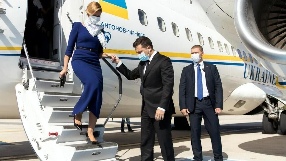 Зеленский с семьей переехал в резиденцию "Конча-Заспа" после продажи дома в селе Иванковичи