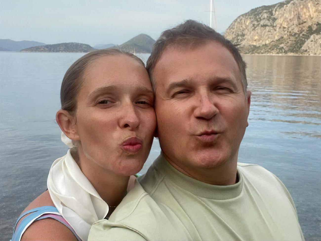 Осадча та Горбунов живуть у законному шлюбі