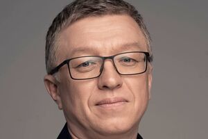 Середня зарплата українців зростає шаленими темпами, бо наші роботодавці конкурують за працівників з іноземними ринками праці