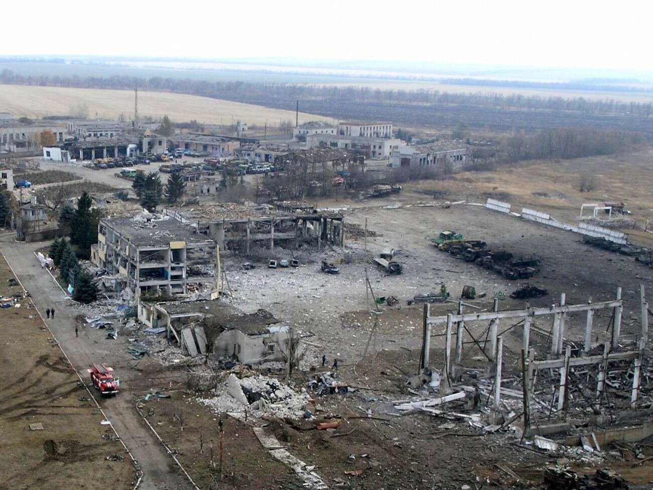 У ДБР вважають, що з провини двох командирів батарей під час пожежі у Сватовому загинули люди і було знищено військову техніку. Хто влаштував пожежу &ndash; ще не з'ясували