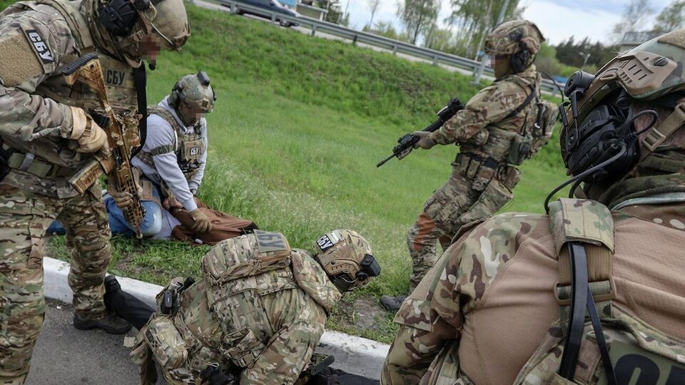 Підозрюваних затримали в Київській і Чернігівській областях