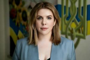 Рудик вважає, що партія "навряд чи виграє" від того, що партійною роботою почне займатися "людина, яка не звикла" до цього
