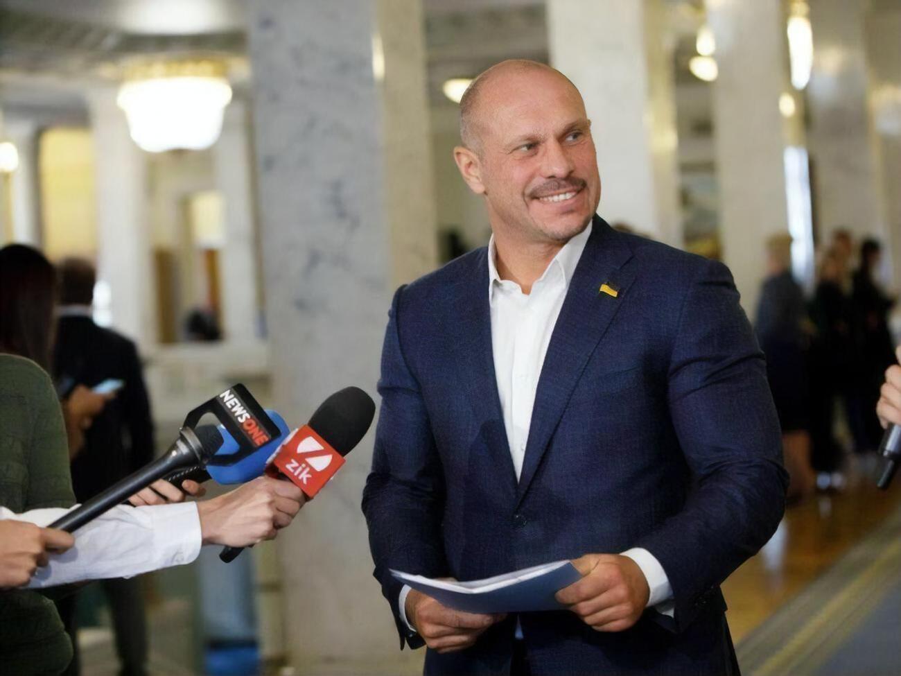 Кива 26 квітня захистив кандидатську дисертацію