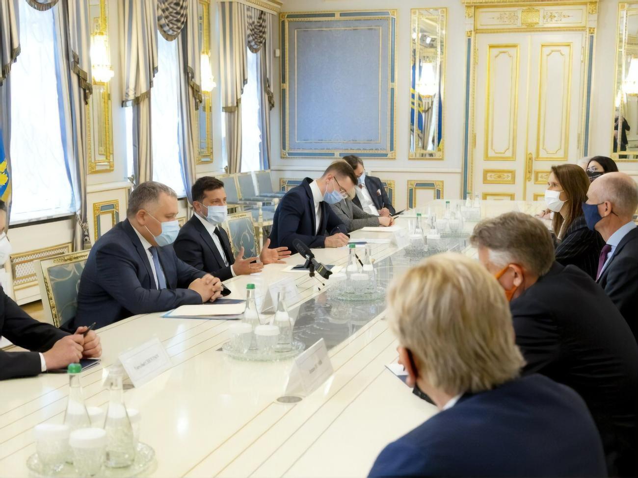 Зеленський зустрівся з главами МЗС країн Бенілюксу
