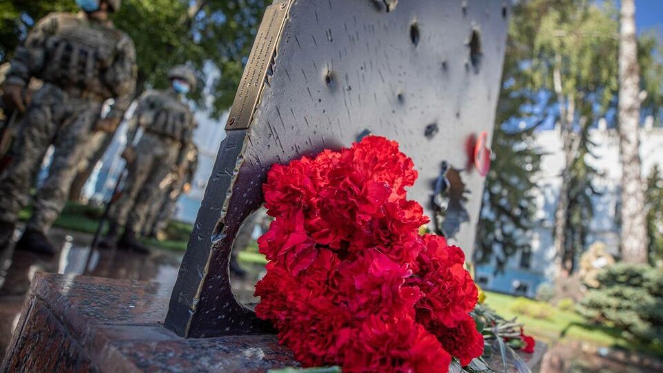 Від початку збройного конфлікту на Донбасі загинуло 3886 українських військовослужбовців
