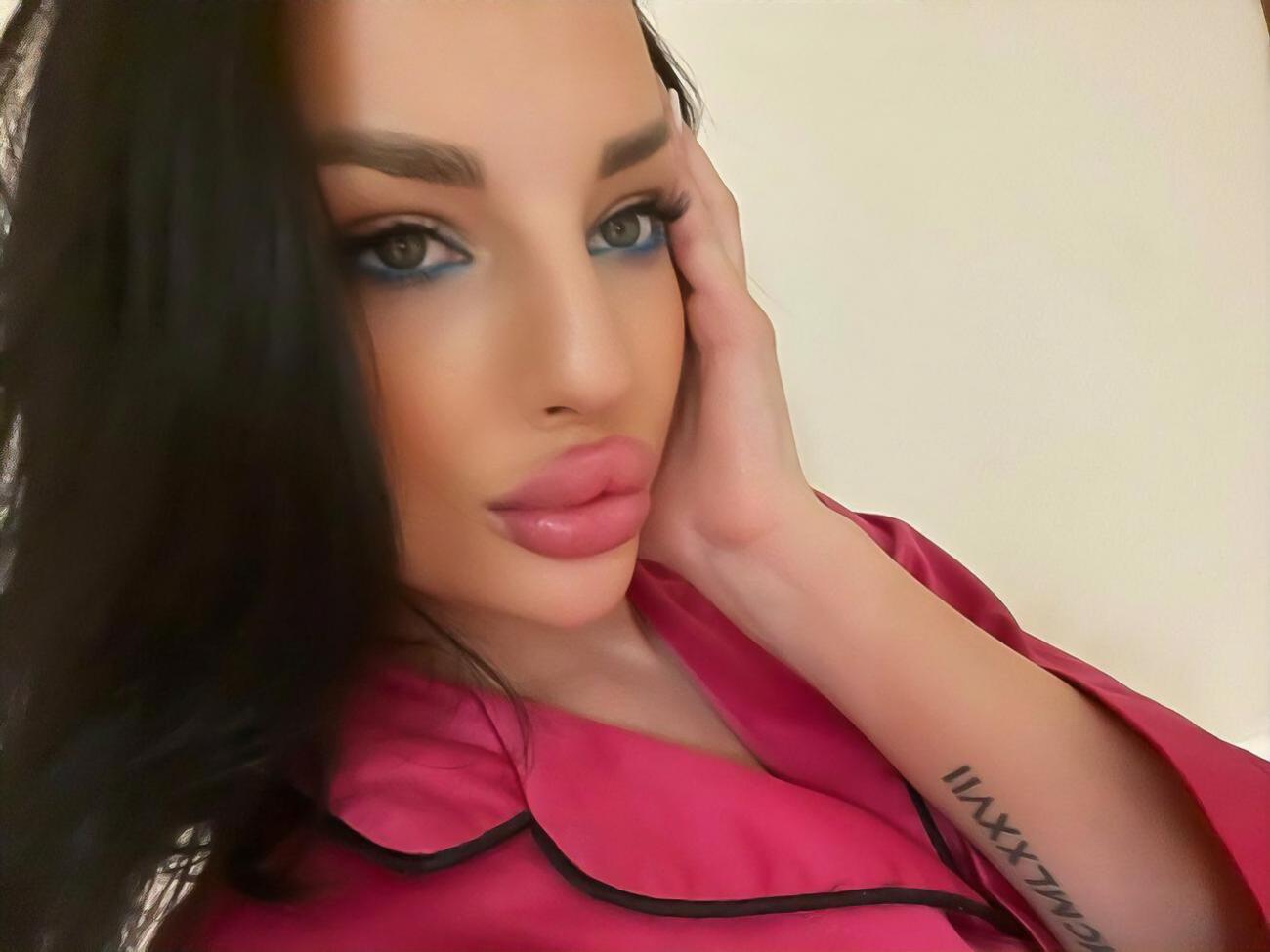 Константінова вже попросила вибачення за слова на підтримку Басти