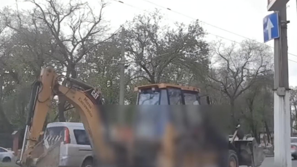 Патрульные установили водителя трактора