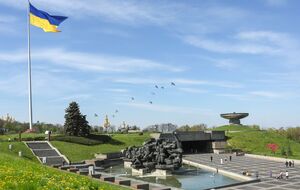 Техническое оборудование для монтирования сцены пропустили на территорию Национального музея истории Украины во Второй мировой войне, заявили в Минкульте