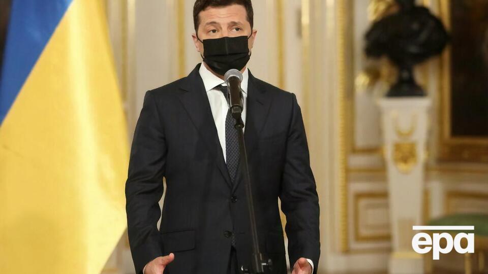 Зеленський: 9 травня – не карнавал, не костюмована вечірка і точно не фотосесія політиків у формі армії, до якої вони не мали відношення