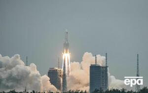 Китай 29 апреля использовал ракету Long March 5B для отправки на орбиту базового модуля "Тяньхэ"