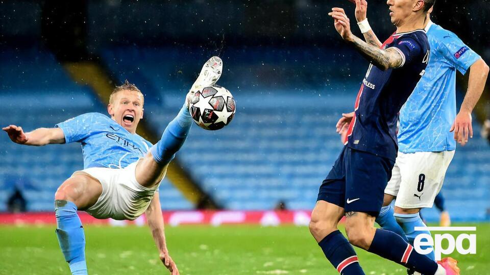 В полуфинале Лиги чемпионов УЕФА Зинченко играл против Анхеля Ди Марии