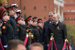 Парад прошел на Красной площади