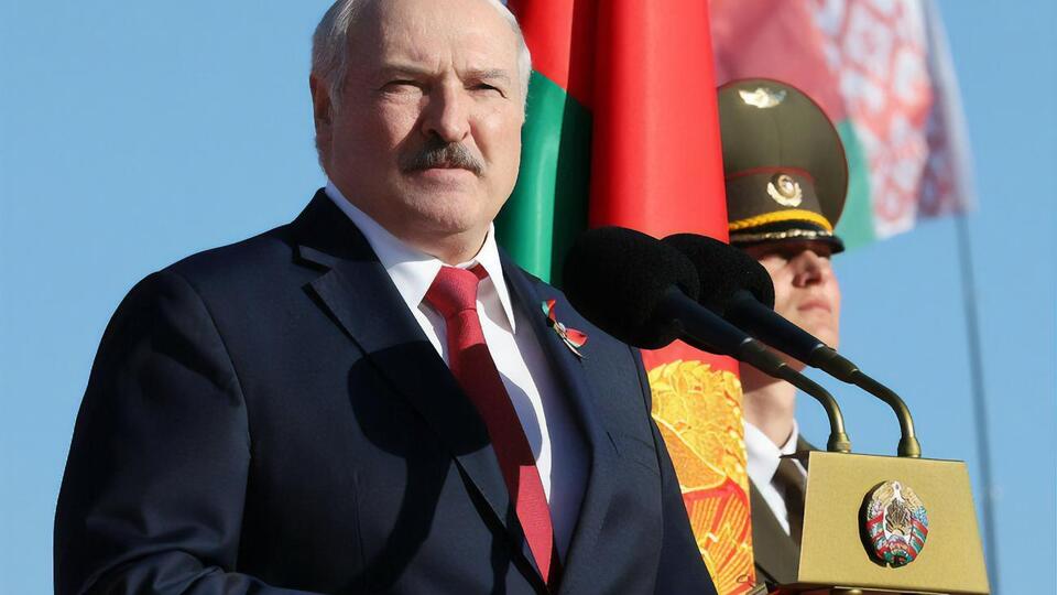 Лукашенко зазначив, що вперше за тисячоліття білорусам пощастило незалежно жити на своїй землі