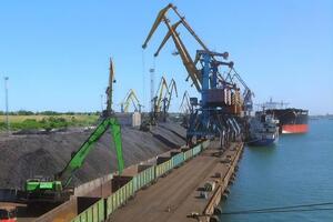У межах контракту зафіксовано безпрецедентне зростання ставки перевалки на 33%, заявили в Мінінфраструктури