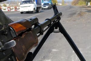 За даними української розвідки, Росія завозить зброю в ОРДЛО через неконтрольовані ділянки державного кордону України