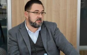 Потураев: Зрители пойдут в интернет и будут сидеть там, где российское дерьмо тоннами лежит