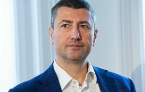 Бахматюк: Моя фамилия же не Рокфеллер. Мы ездили по миру, брали внешние заимствования