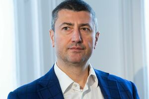 Бахматюк: Моя фамилия же не Рокфеллер. Мы ездили по миру, брали внешние заимствования