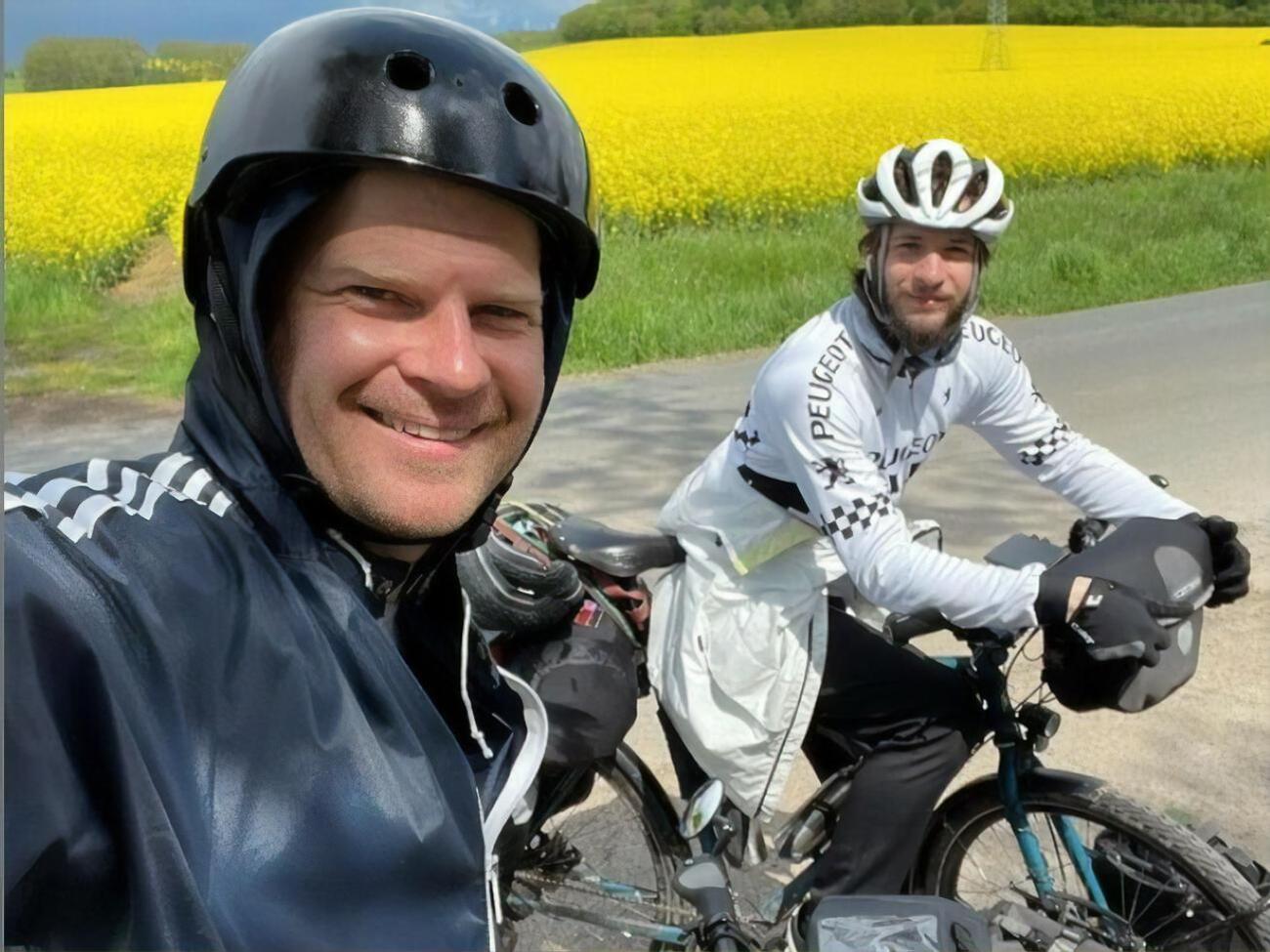 Пограничники отпустили нарушивших границу туристов через сутки после задержания