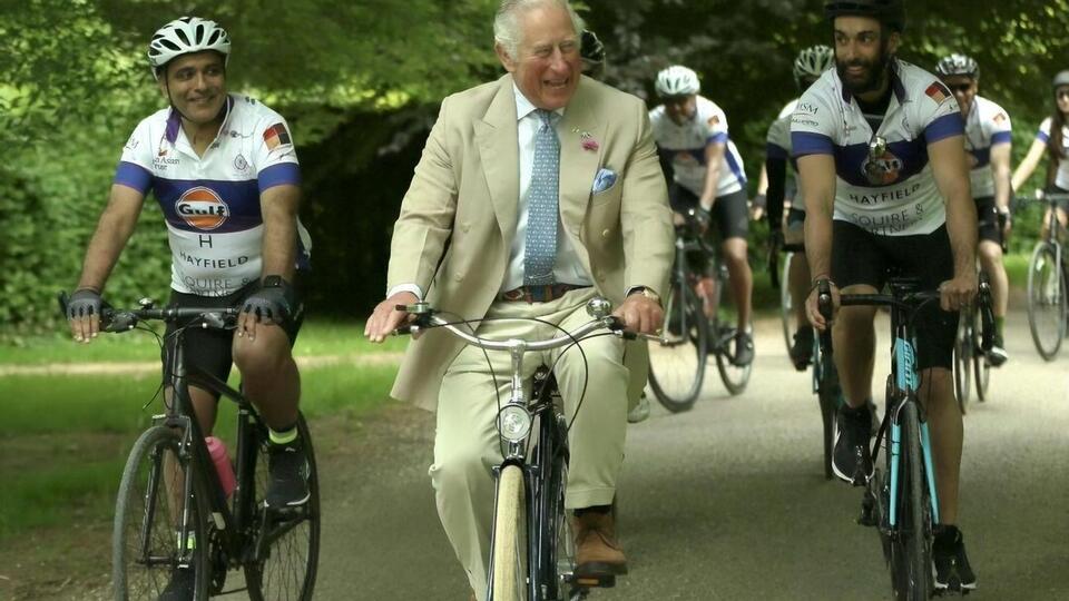 Принц Чарльз является одним из основателей благотворительного фонда British Asian Trust