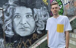 Дудь пока не комментировал заведенное против него дело