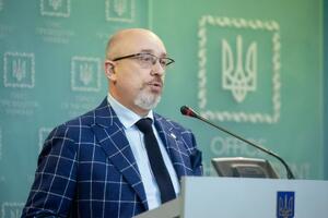 Резніков: Усе більше людей розуміє, що ніяких перспектив для дітей в ОРДЛО немає