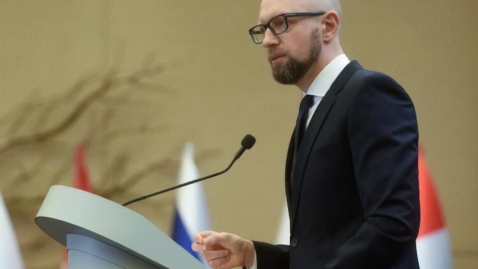 Яценюк заявил, что Украина охраняет границы стран – членов НАТО