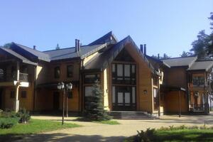 Резиденции экс-президента Виктора Януковича в Сухолучье были возвращены государству в 2015 году