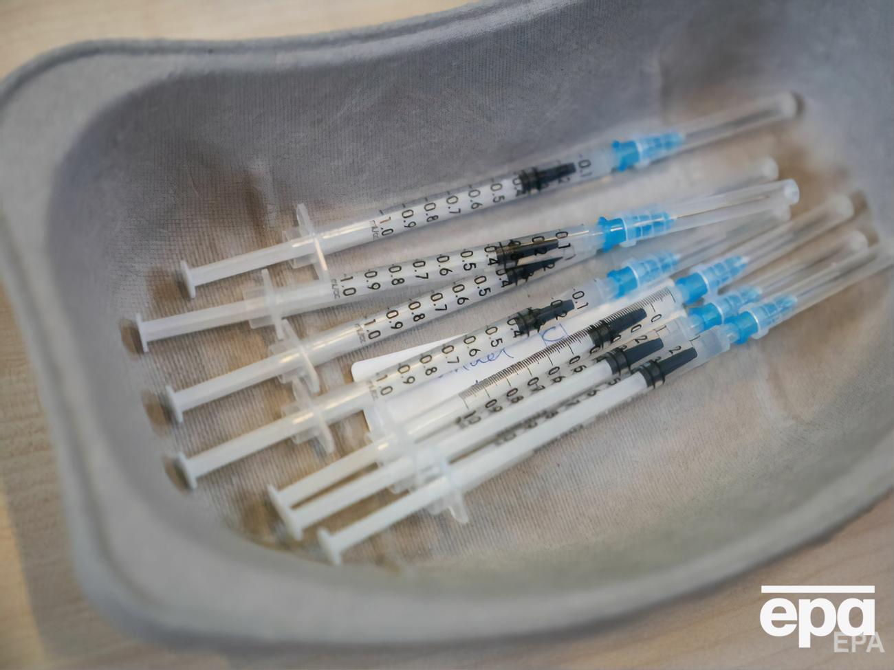 10 червня в Польщі почали вакцинувати іноземців, які в'їжджають у країну для навчання або роботи