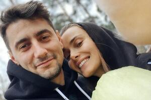 Эллерт и Мишина помогли друг другу выдержать испытание гвоздями