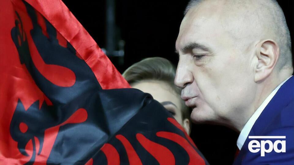 Мета вступив на посаду президента Албанії 2017 року