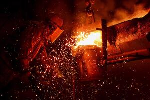 Російські ЗМІ повідомили, що Курченко втратив контроль над металургійними підприємствами "ЛДНР"