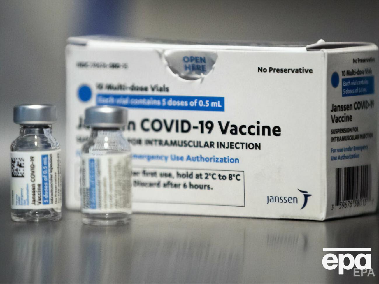 Причиной отказа от партии&nbsp;Johnson & Johnson стала ошибка во время производства препаратов