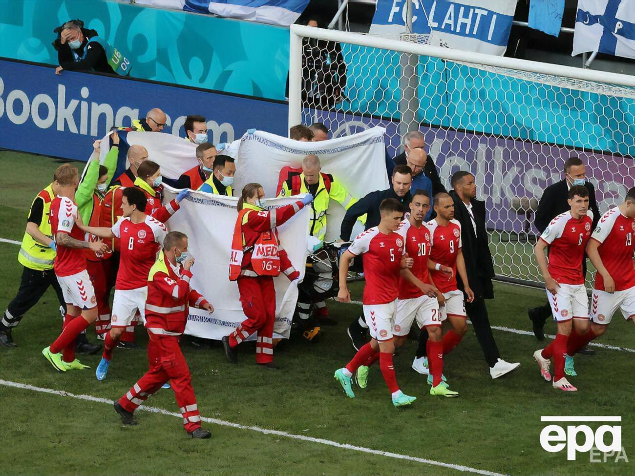 Матч зупинили