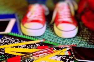 Омбудсменка повідомляла про обмеження на виїзд з окупованих територій дітей віком від 14 років