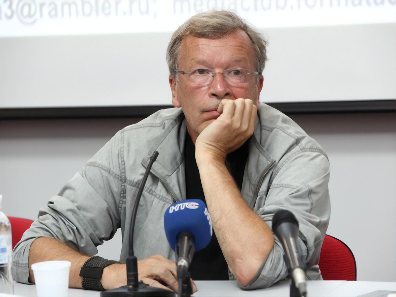 Єрофєєв стверджує, що він "не сподобався комусь із місцевих"