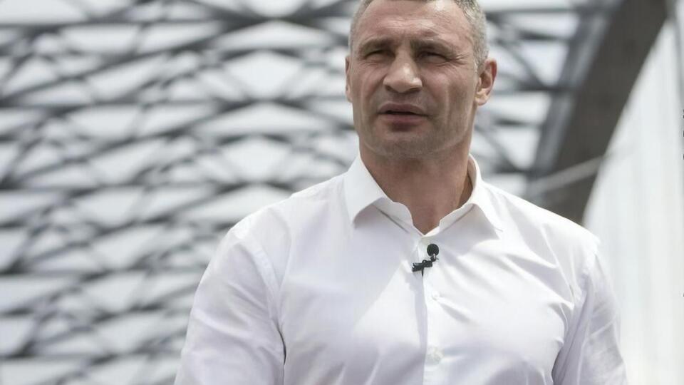 Кличко сказал, что ему угрожают увольнением с должности главы КГГА