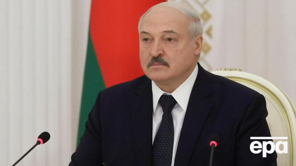 Лукашенко з'являвся з автоматом щонайменше двічі