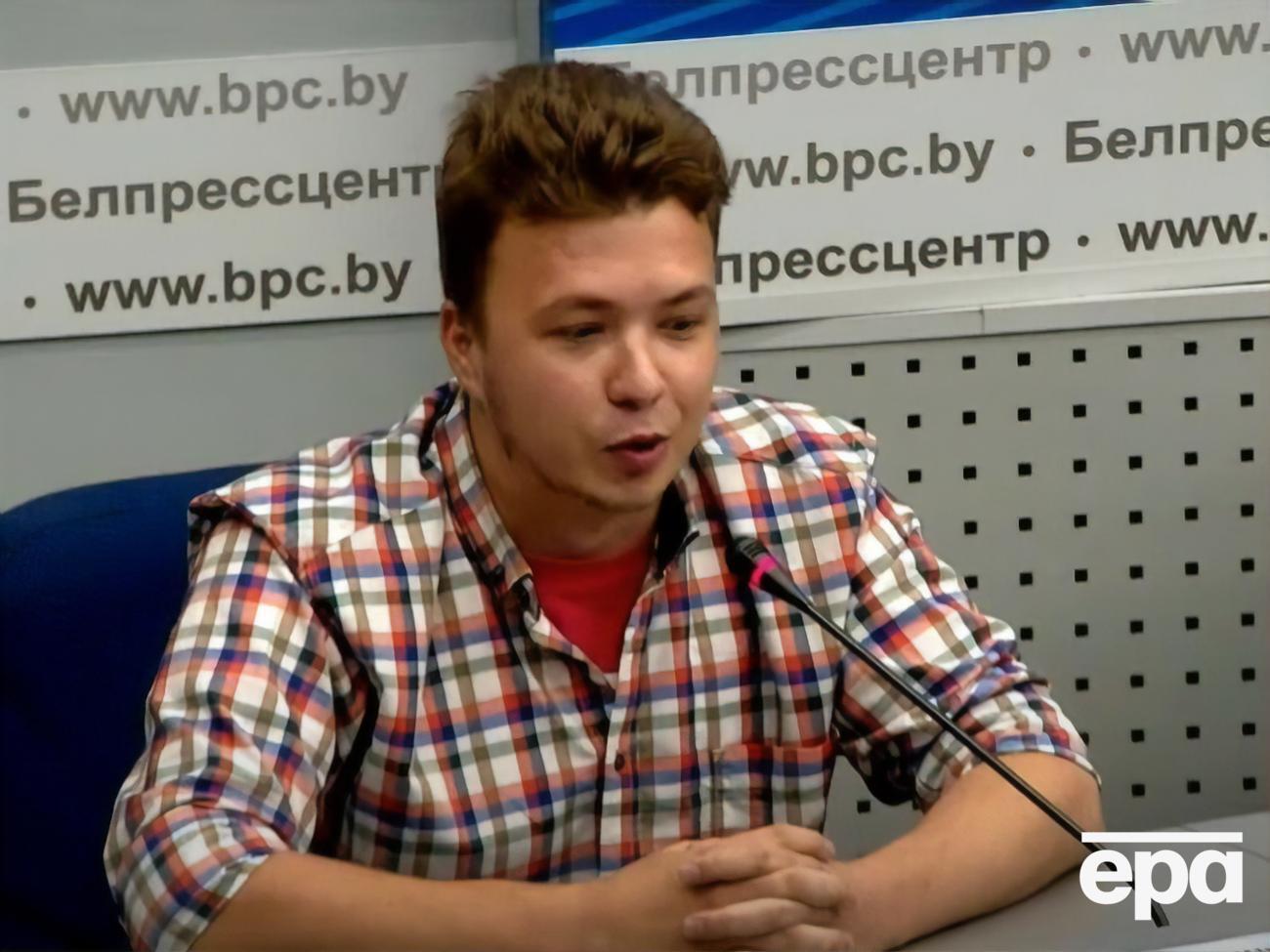 На брифінг, який організувала влада Білорусі, привели Протасевича