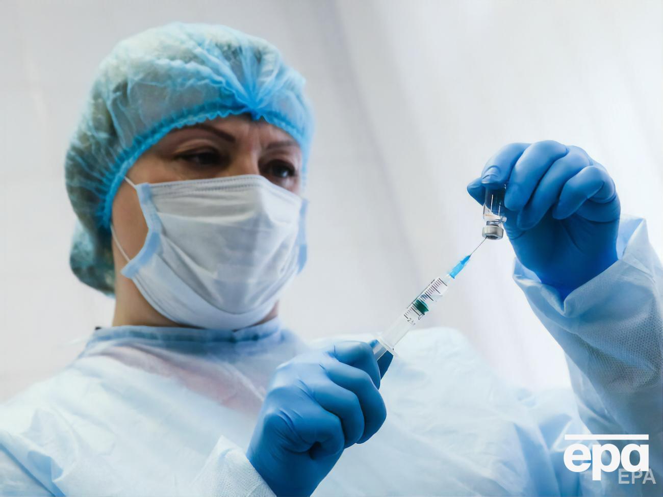 В Украине вакцинируют&nbsp;от COVID-19&nbsp;людей старше 18 лет, но в дальнейшем возрастную группу могут расширить, отметили в Минздраве