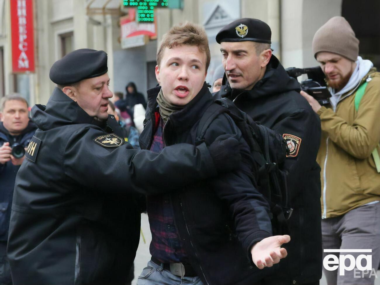 Протасевич зазначив, що "не змінив своїх політичних поглядів"