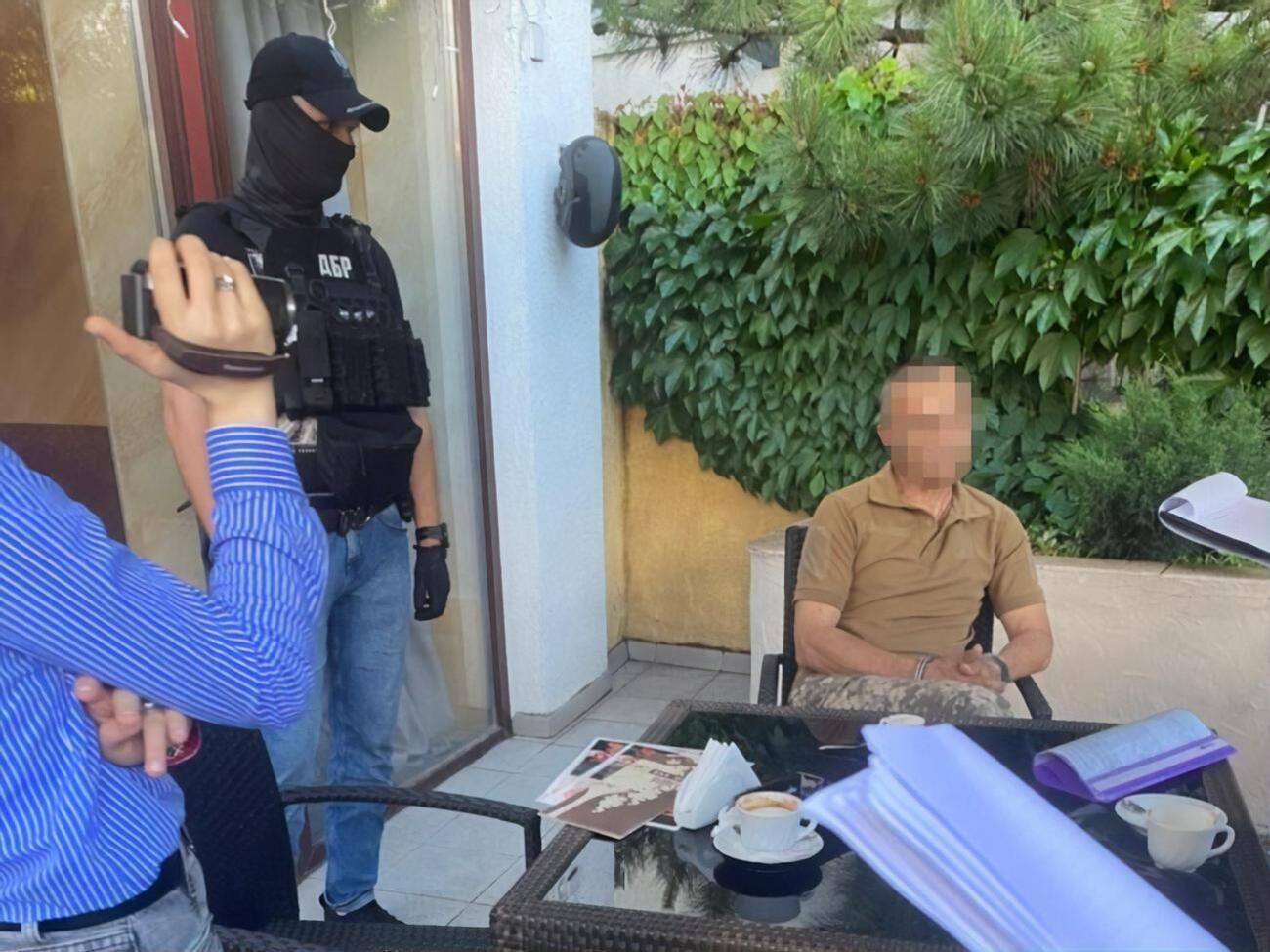 Военнослужащий якобы утверждал, что в конкурсной комиссии есть его знакомые