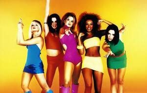 Британская группа Spice Girls была создана в 1994 году