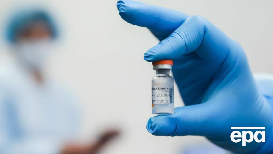 43,2% украинцев заявили, что не намерены делать прививку от коронавируса