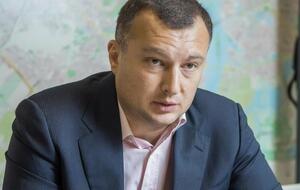 Шевченковский районный суд обязал ГБР безотлагательно внести в Единый реестр досудебных расследований сведения о преступлении, совершенном Семинским, пишет "РБК-Украина"