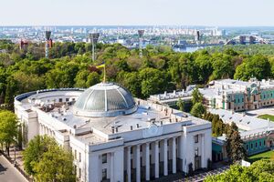 За проведение внеочередного собрания в Раде собрали 154 подписи