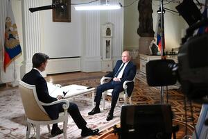 Сайт Кремля отредактировал расшифровку интервью Путина
