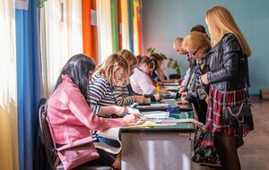 52,9% украинцев заявили, что намерены участвовать в выборах только в качестве избирателя