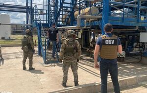 Правоохранители провели обыски по местам хранения и реализации контрафактной продукции