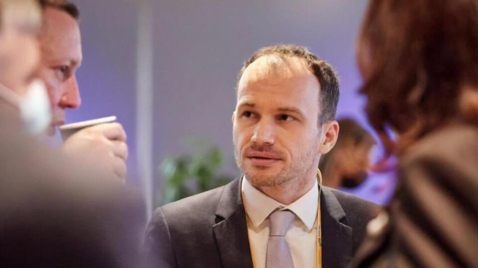 Малюська сказав, що олігархам "буде складно" перереєструвати свої медіа на підставних осіб